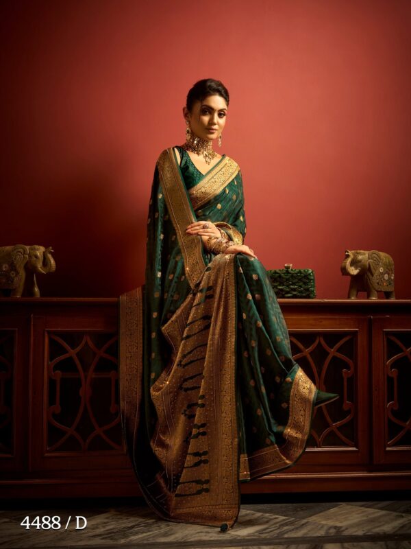 Royal Grandeur - Image 4