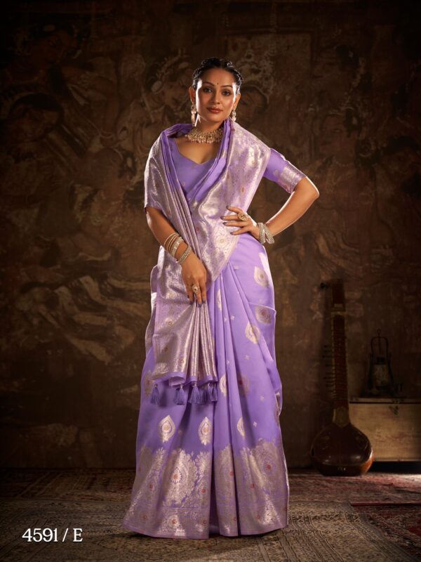 Easy Elegance Saree - Image 4