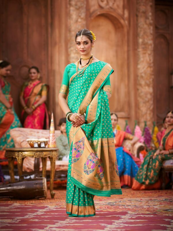 Kathpadar Style Trends - Image 4