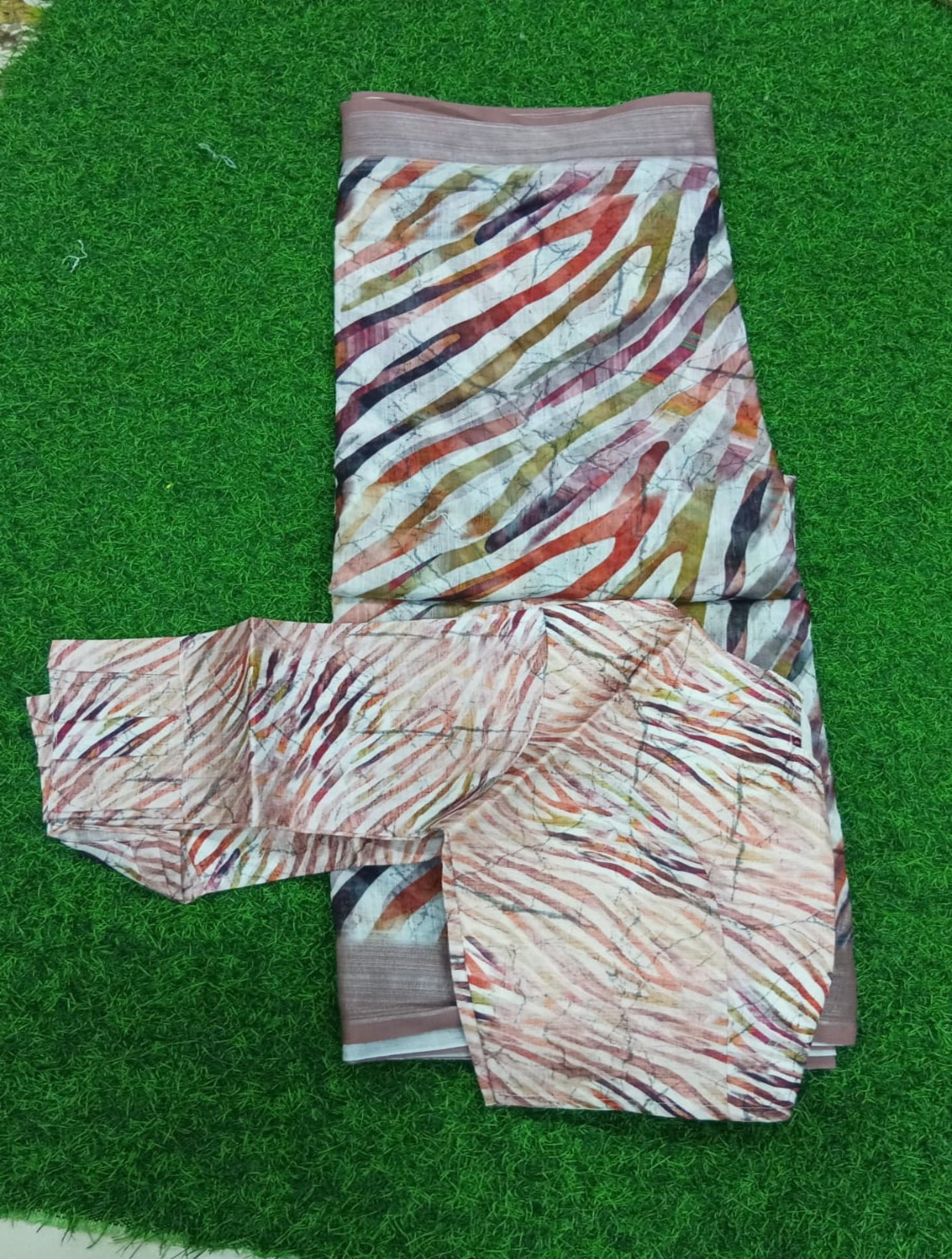 3031_825.jpg