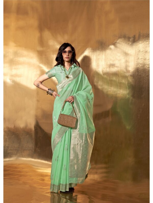 Timeless Linen Glamour - Image 4