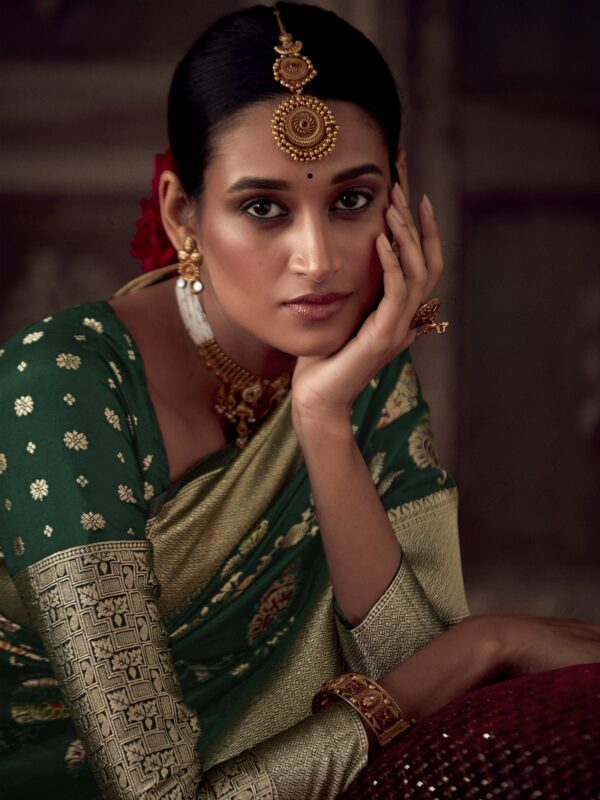 Luxurious Green Drapery - Image 4