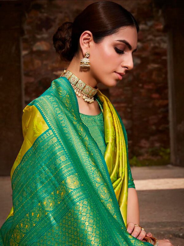 Luxe Festivity - Image 21